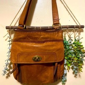 FOSSIL CROSSBODY